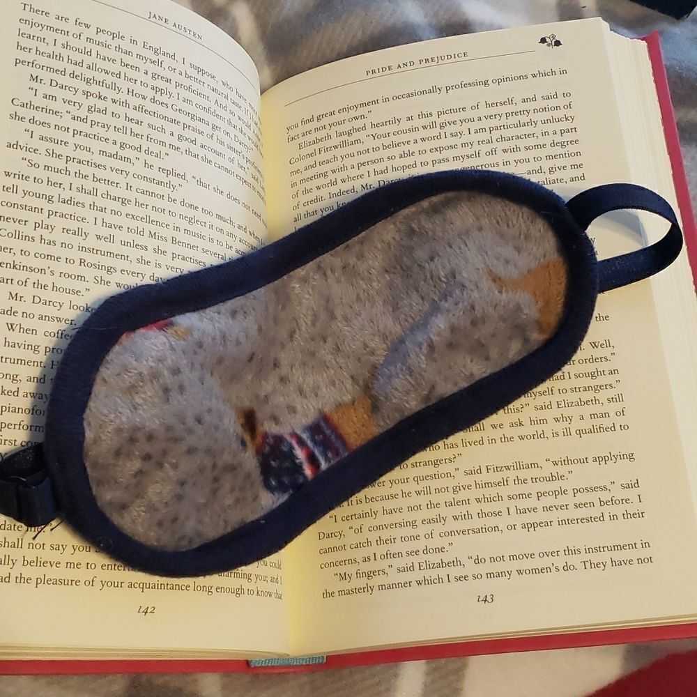 ‎Sleeping Cover Mask